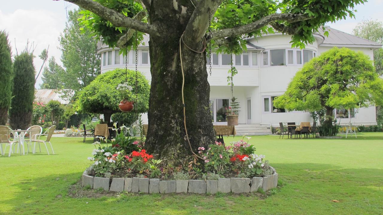 Hotel Dar-Es-Salam Srīnagar Esterno foto